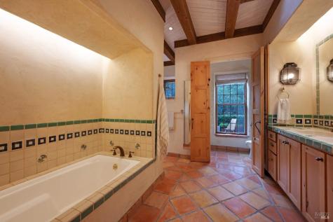 77 Oso Trail Glen Ellen CA 95442