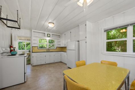 10590 Grays Road Forestville CA 95436