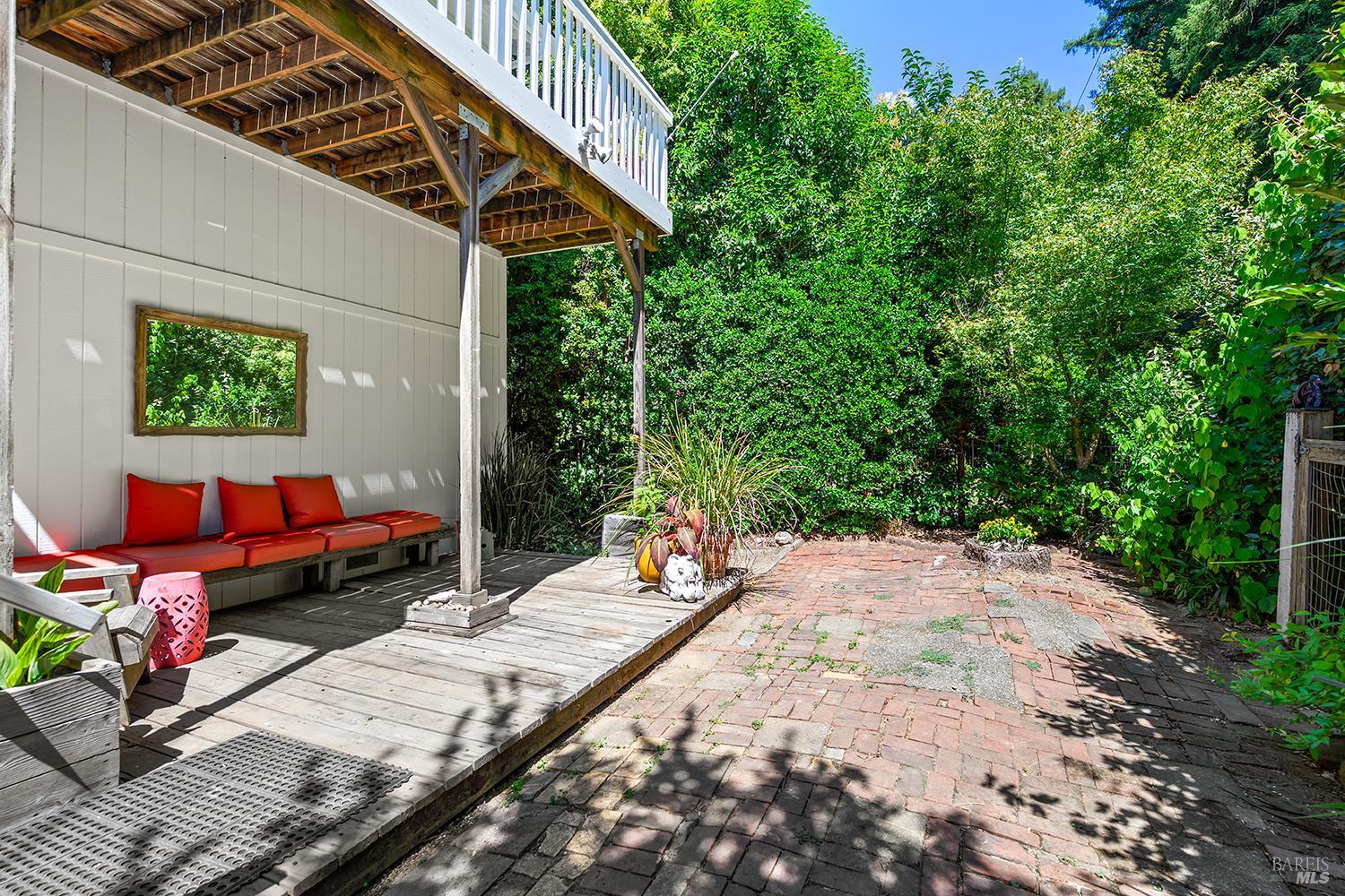 10590 Grays Road Forestville CA 95436