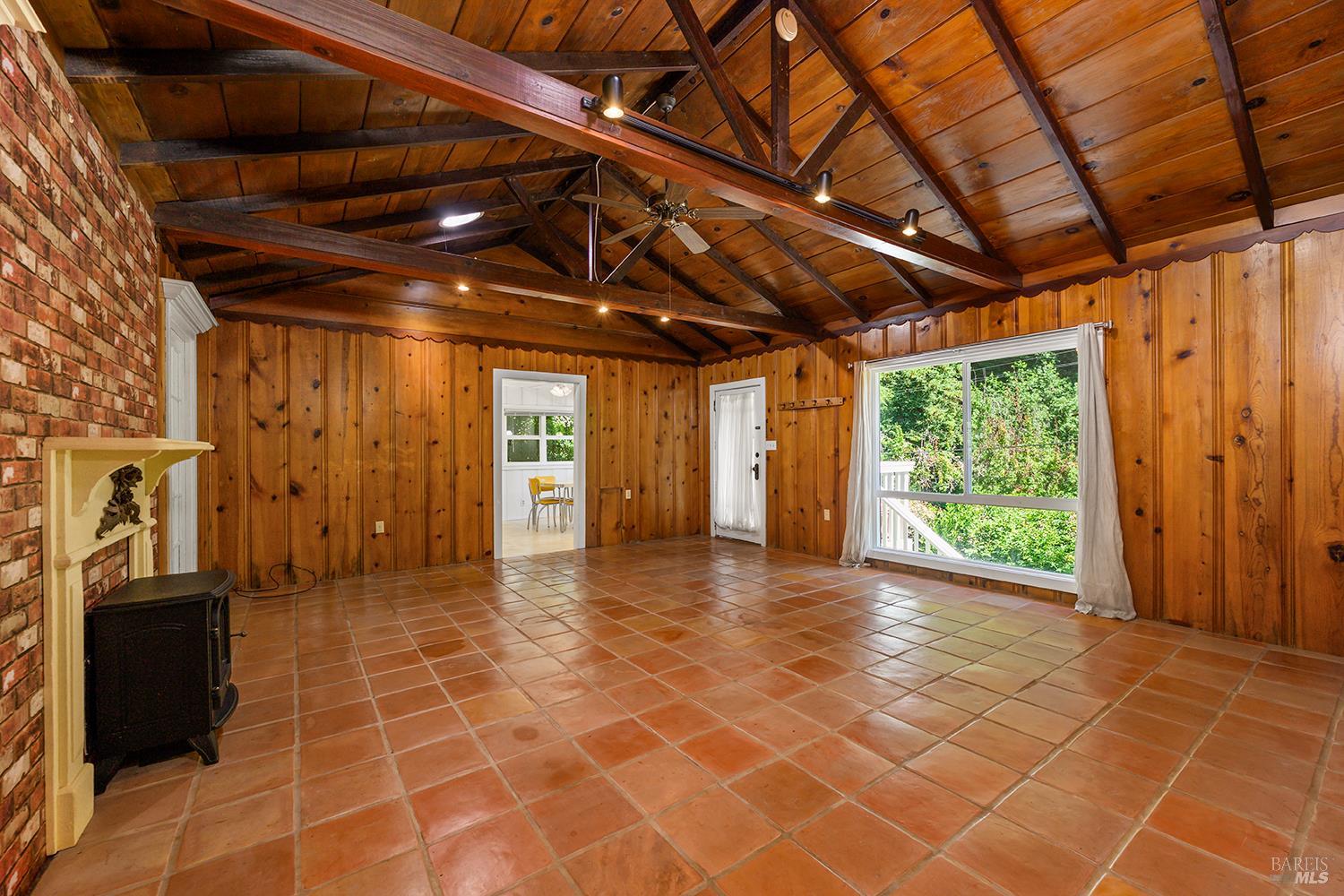 10590 Grays Road Forestville CA 95436