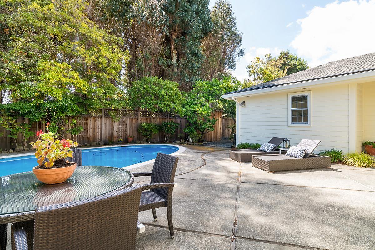 7 Locksly Lane San Rafael CA 94901