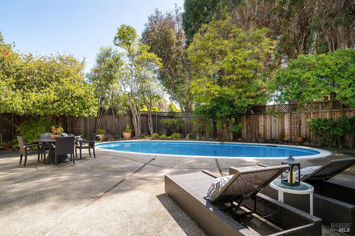 7 Locksly Lane San Rafael CA 94901