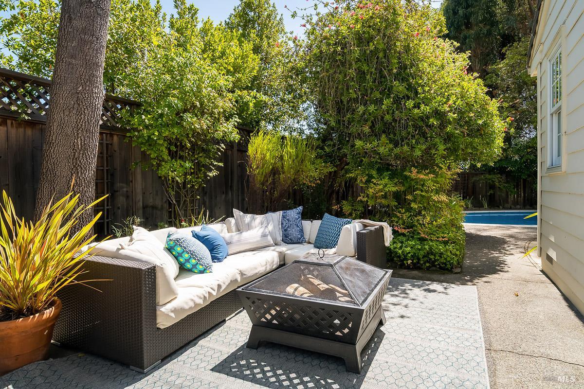 7 Locksly Lane San Rafael CA 94901