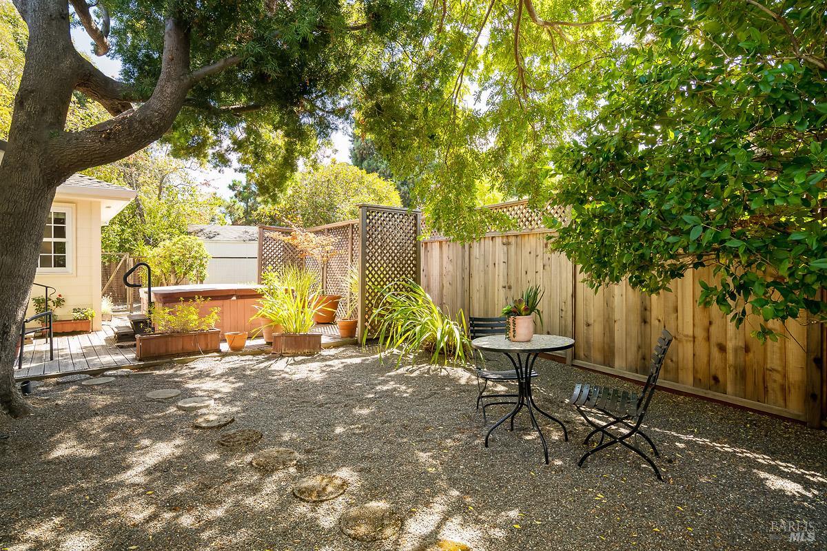 7 Locksly Lane San Rafael CA 94901