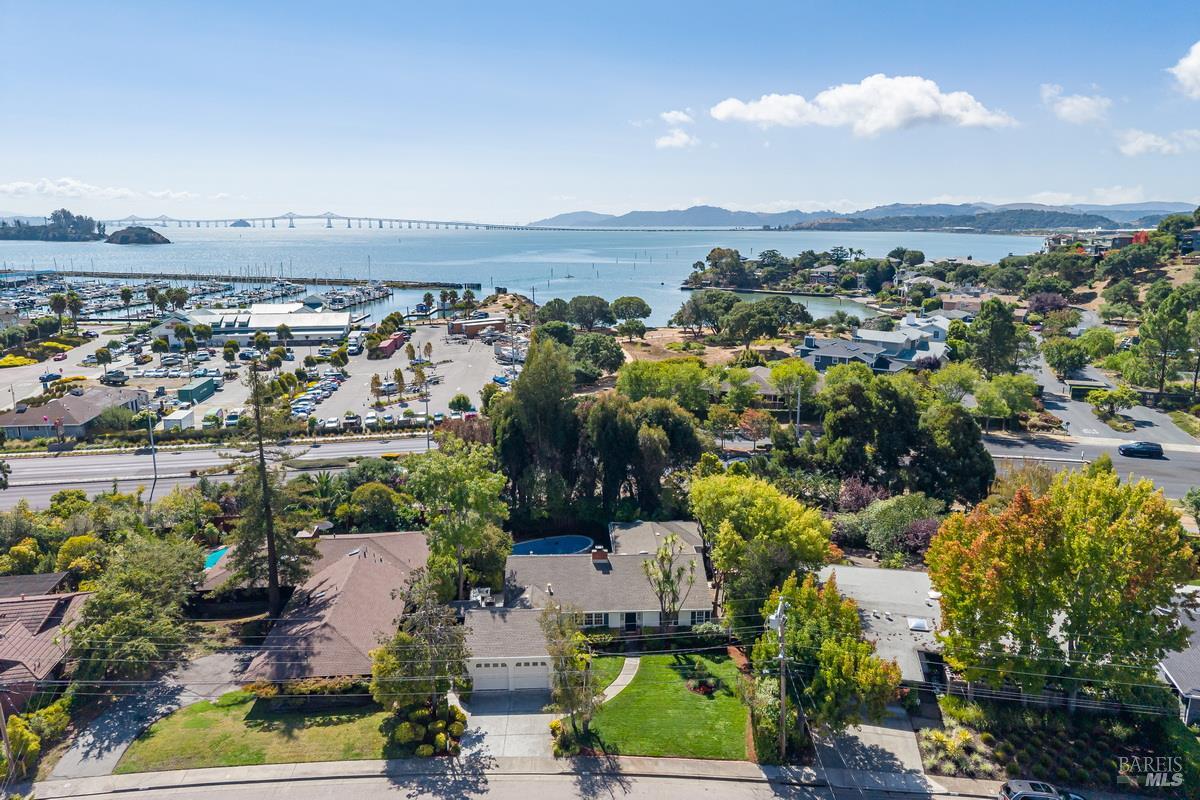 7 Locksly Lane San Rafael CA 94901