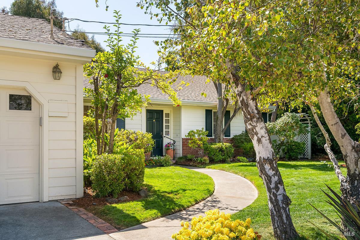 7 Locksly Lane San Rafael CA 94901