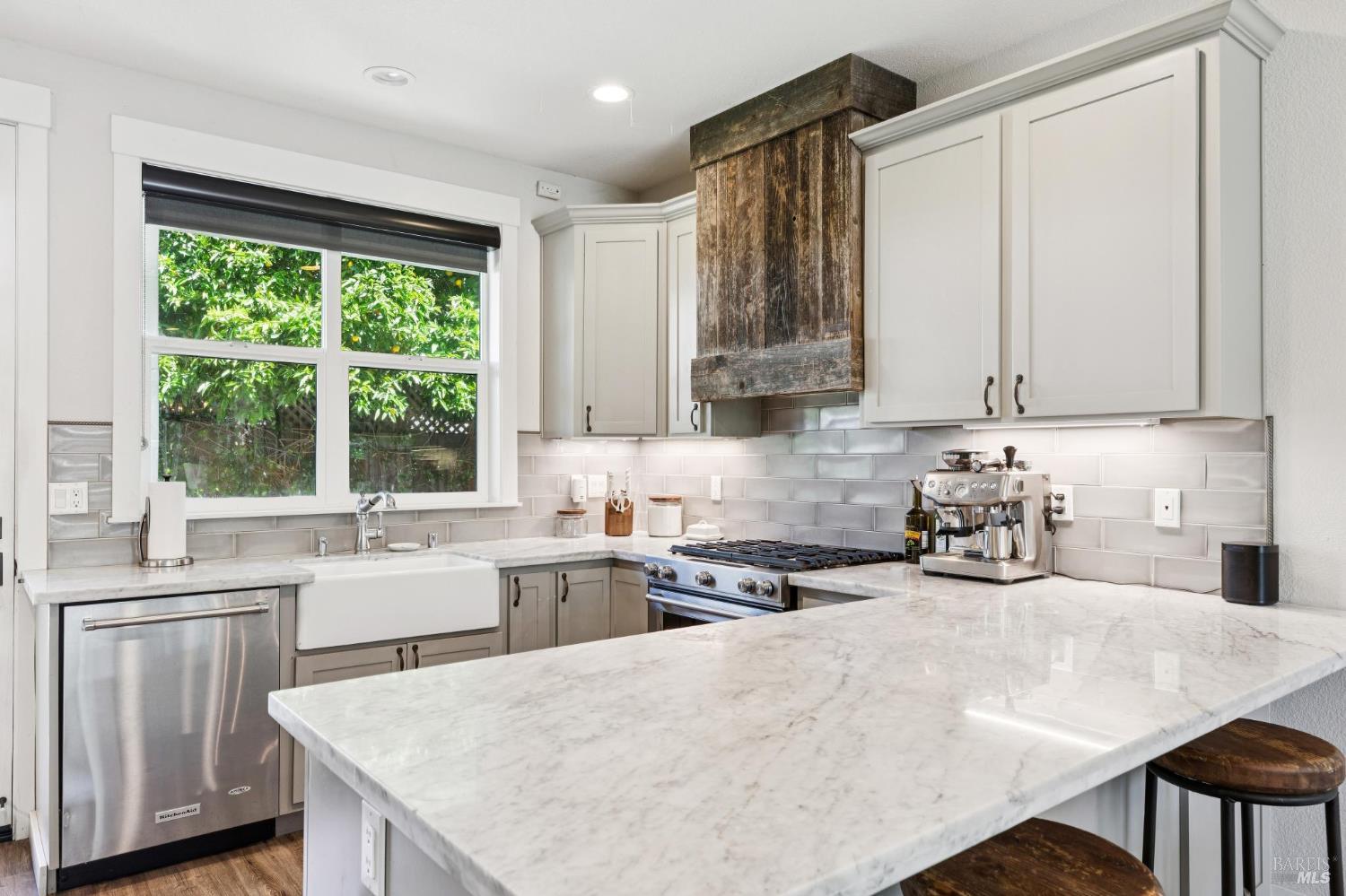300 Hatchery Lane Sonoma CA 95476