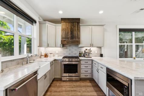300 Hatchery Lane Sonoma CA 95476