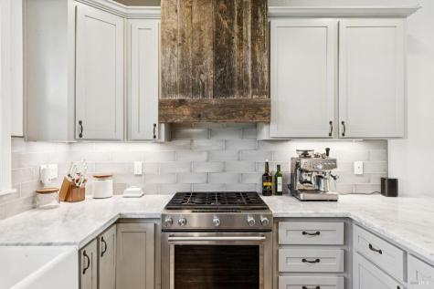 300 Hatchery Lane Sonoma CA 95476