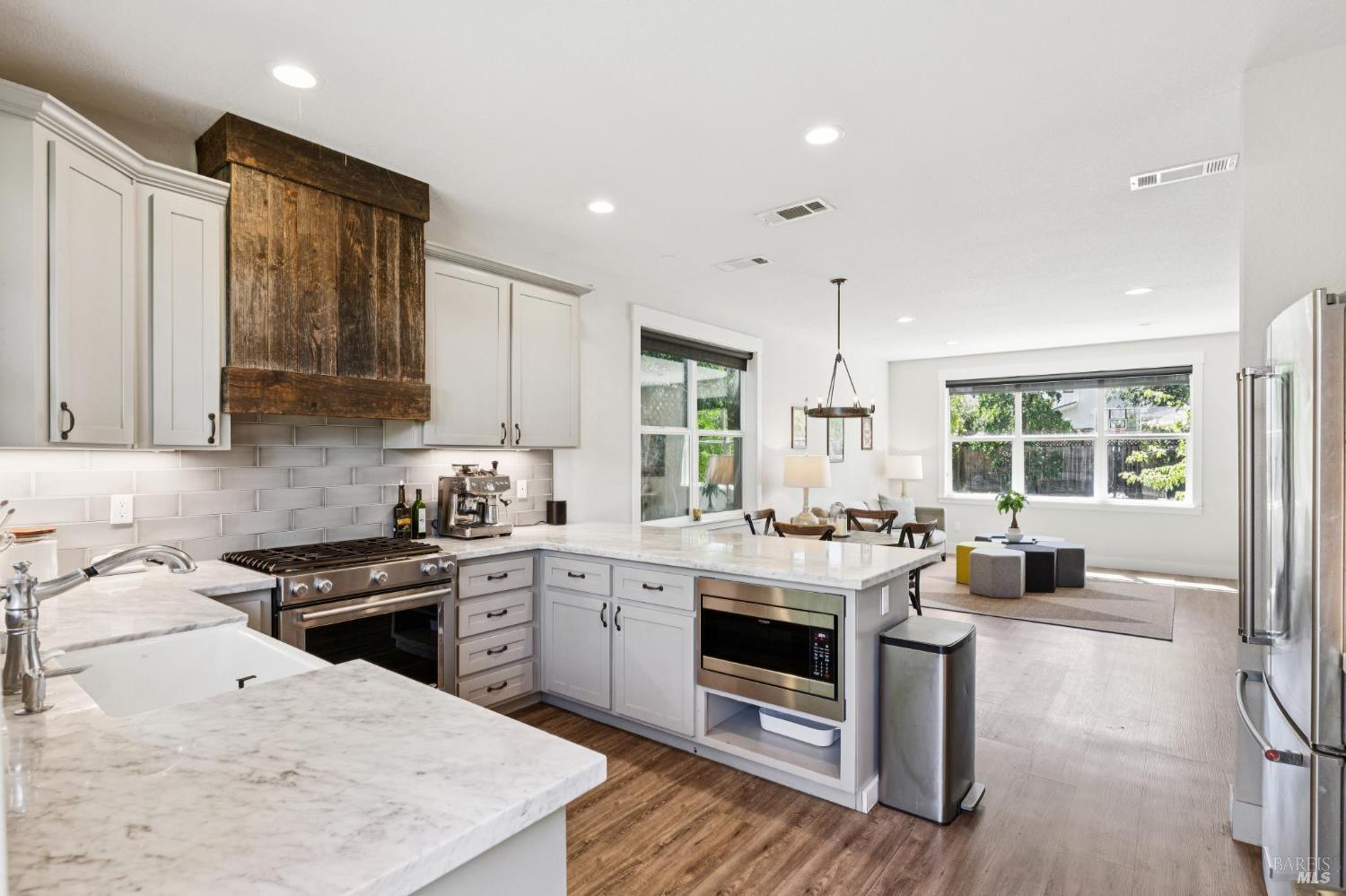 300 Hatchery Lane Sonoma CA 95476