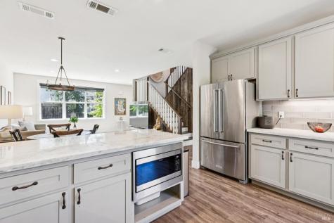 300 Hatchery Lane Sonoma CA 95476