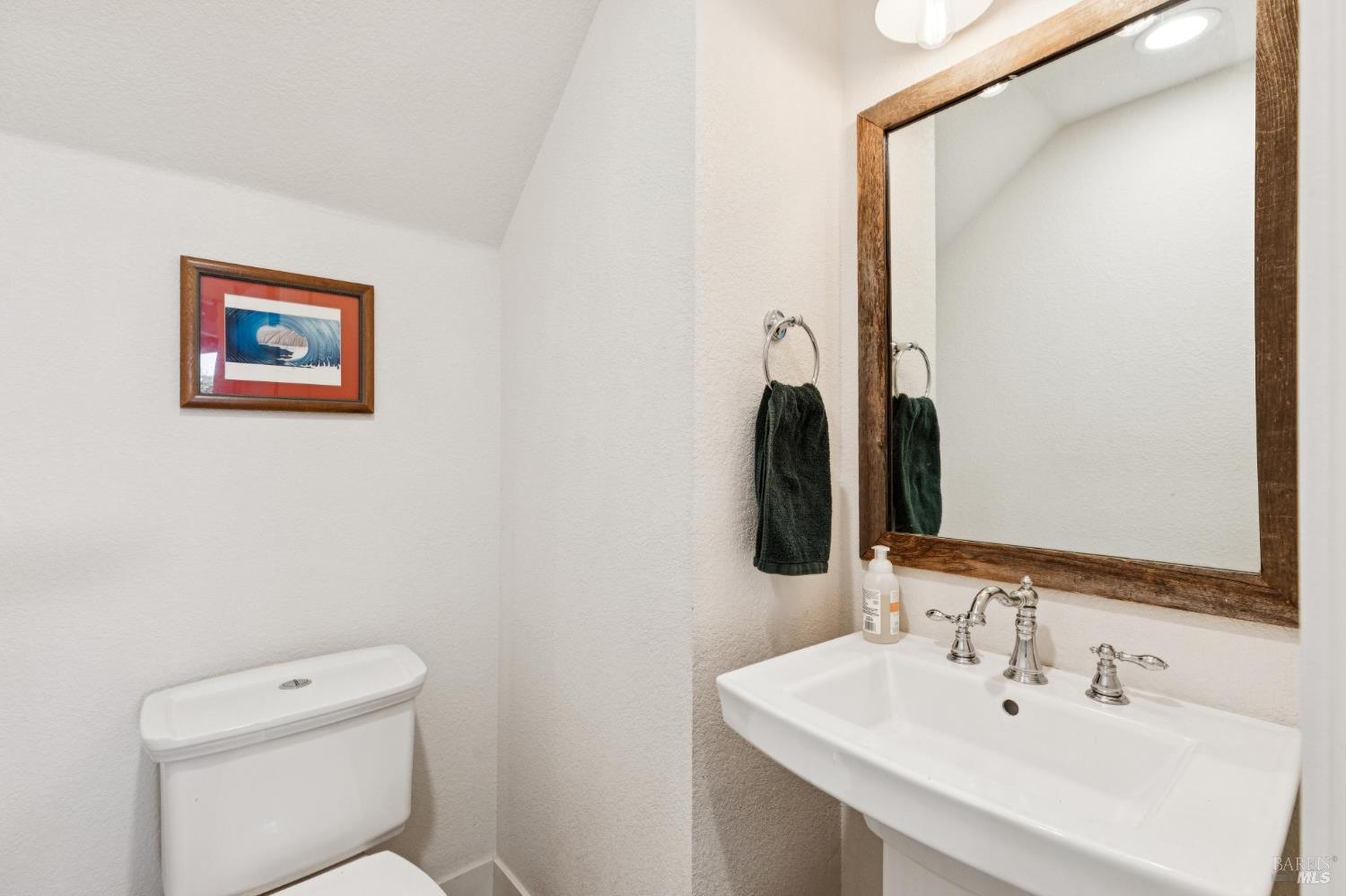 300 Hatchery Lane Sonoma CA 95476