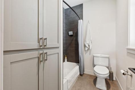 300 Hatchery Lane Sonoma CA 95476