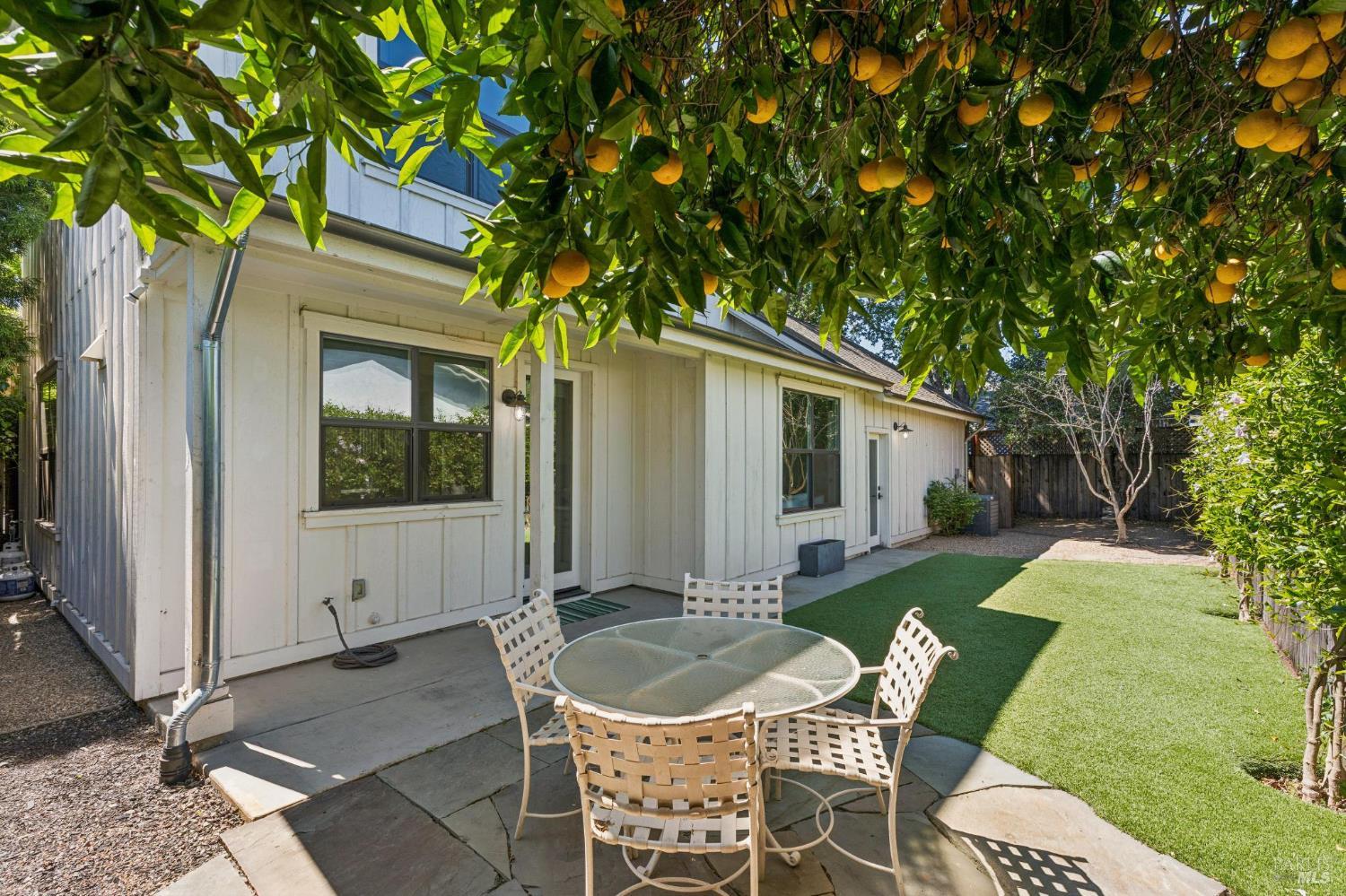 300 Hatchery Lane Sonoma CA 95476