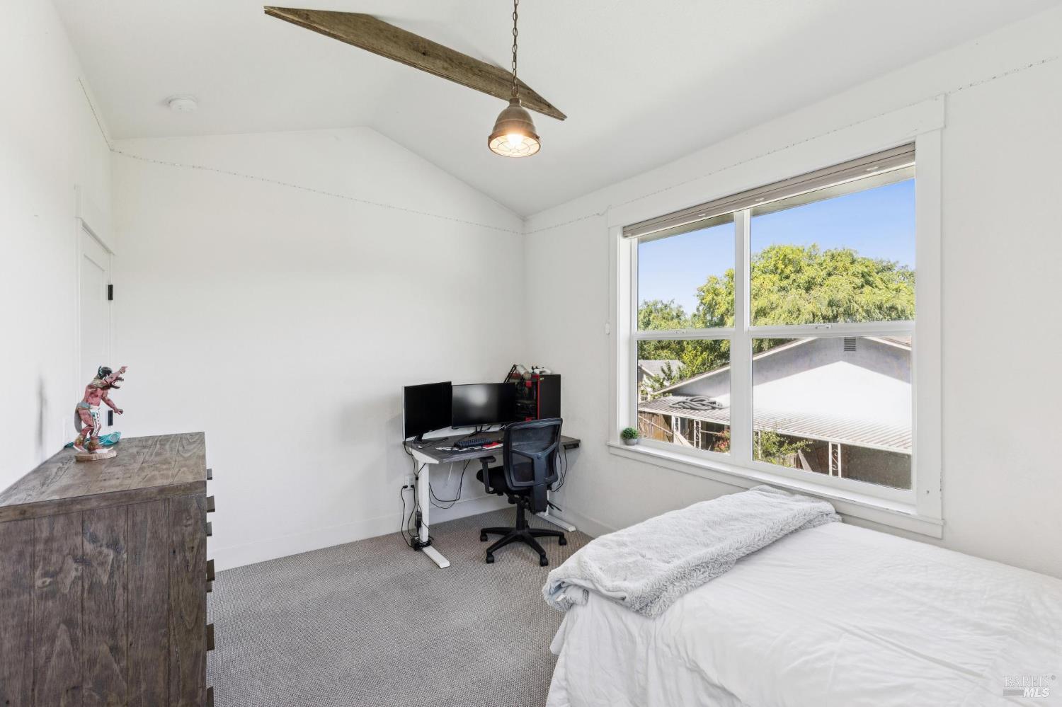 300 Hatchery Lane Sonoma CA 95476