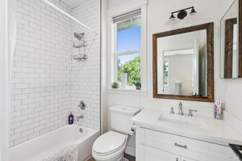 300 Hatchery Lane Sonoma CA 95476