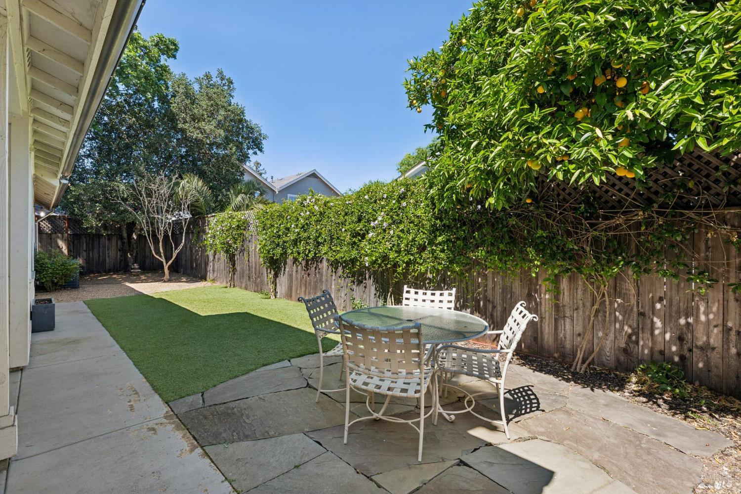 300 Hatchery Lane Sonoma CA 95476