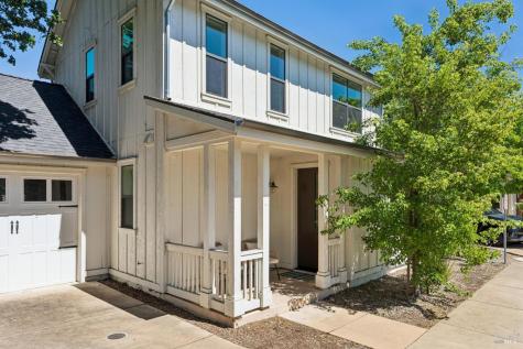 300 Hatchery Lane Sonoma CA 95476