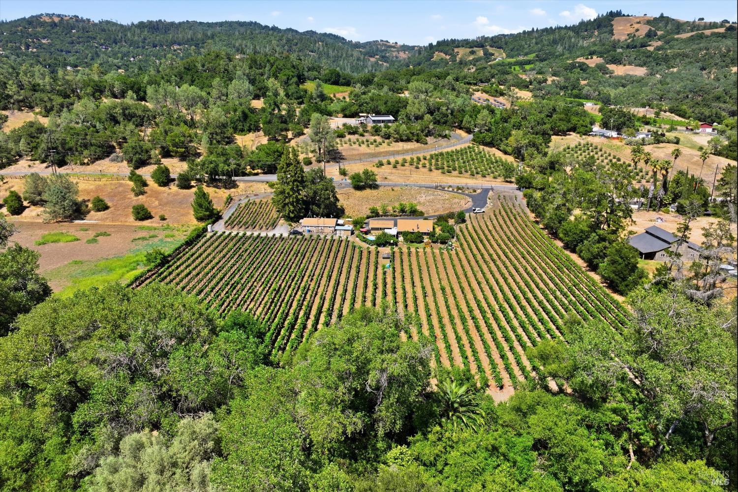 26069 River Road Cloverdale CA 95425