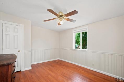 26069 River Road Cloverdale CA 95425