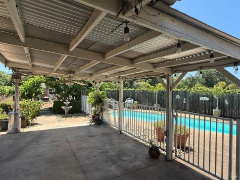 26069 River Road Cloverdale CA 95425
