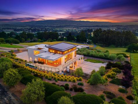 Petaluma CA 94952