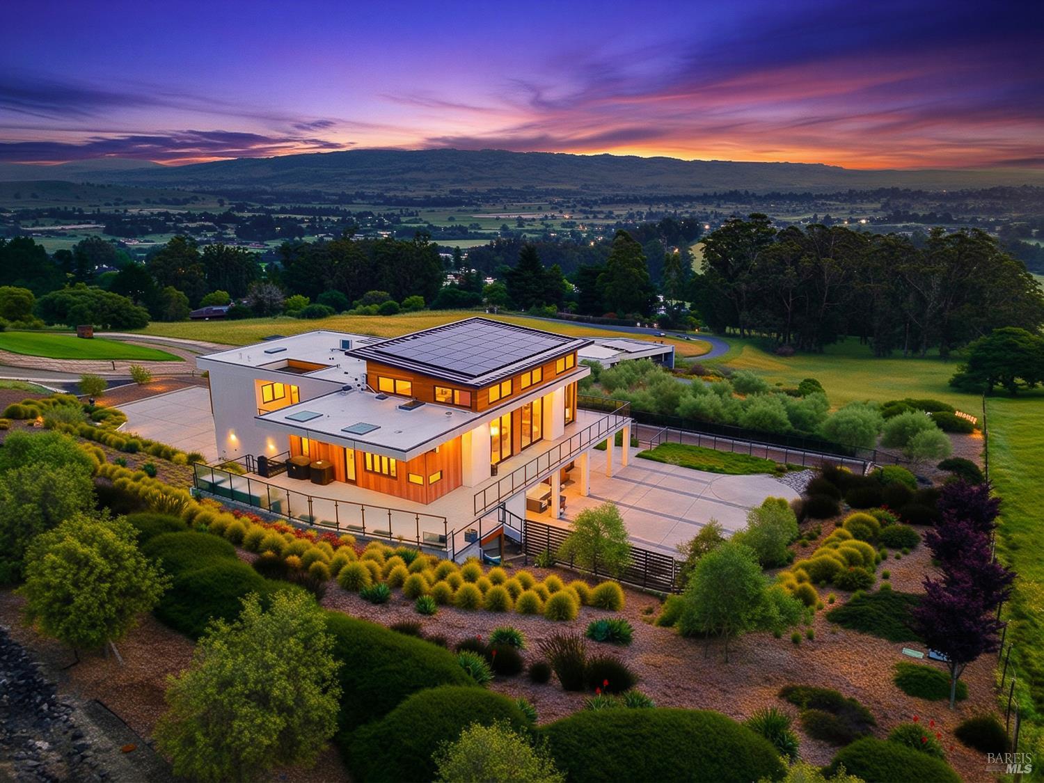 Petaluma CA 94952