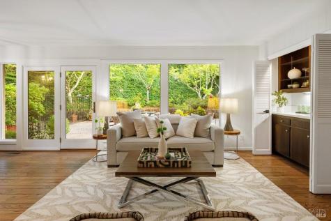 403 Woodland Road Kentfield CA 94904