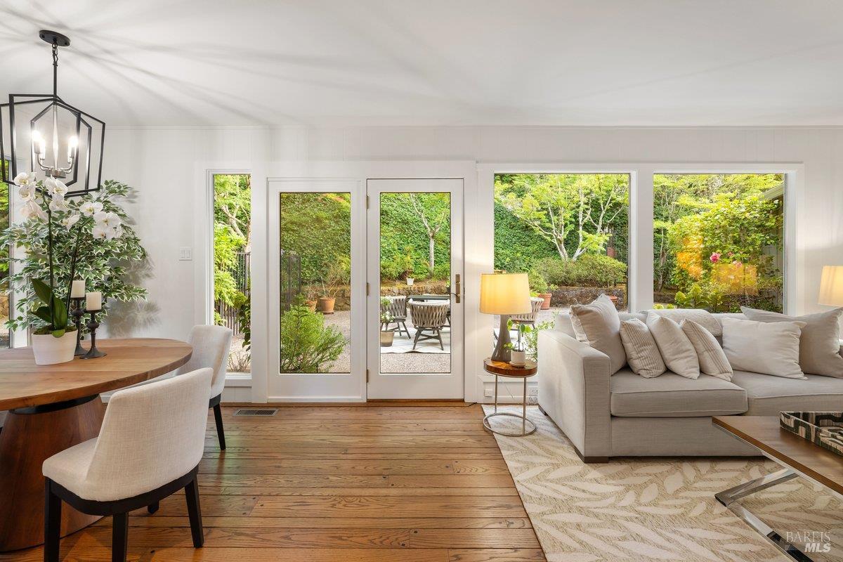403 Woodland Road Kentfield CA 94904