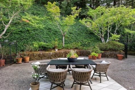 403 Woodland Road Kentfield CA 94904