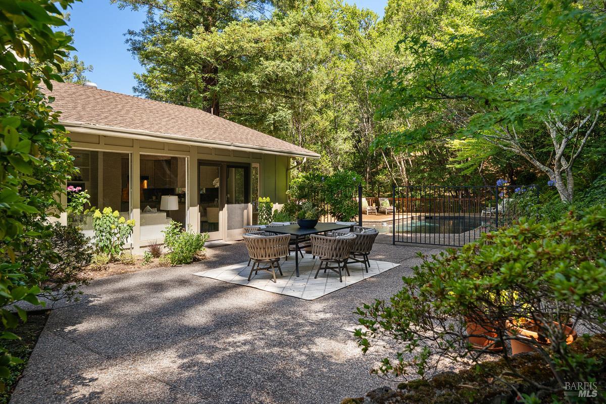 403 Woodland Road Kentfield CA 94904