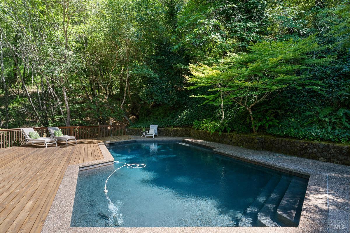 403 Woodland Road Kentfield CA 94904