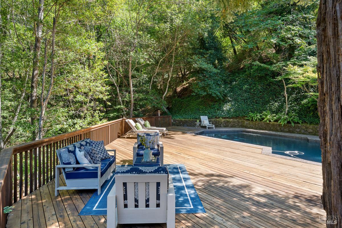 403 Woodland Road Kentfield CA 94904