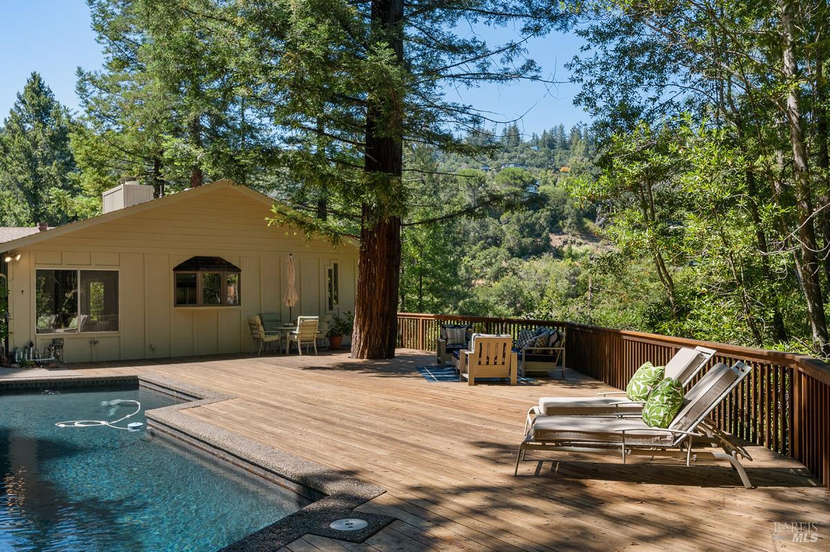 403 Woodland Road Kentfield CA 94904