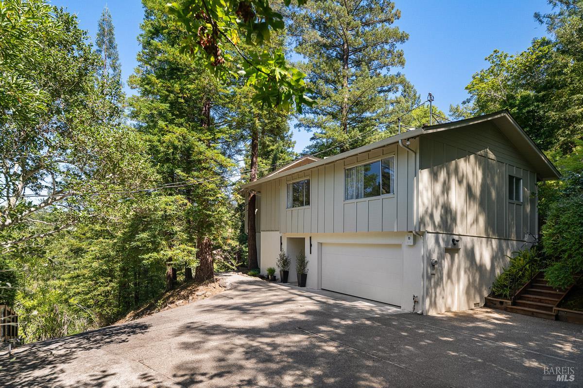 403 Woodland Road Kentfield CA 94904