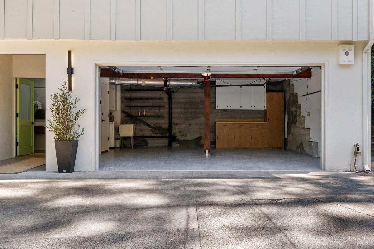 403 Woodland Road Kentfield CA 94904