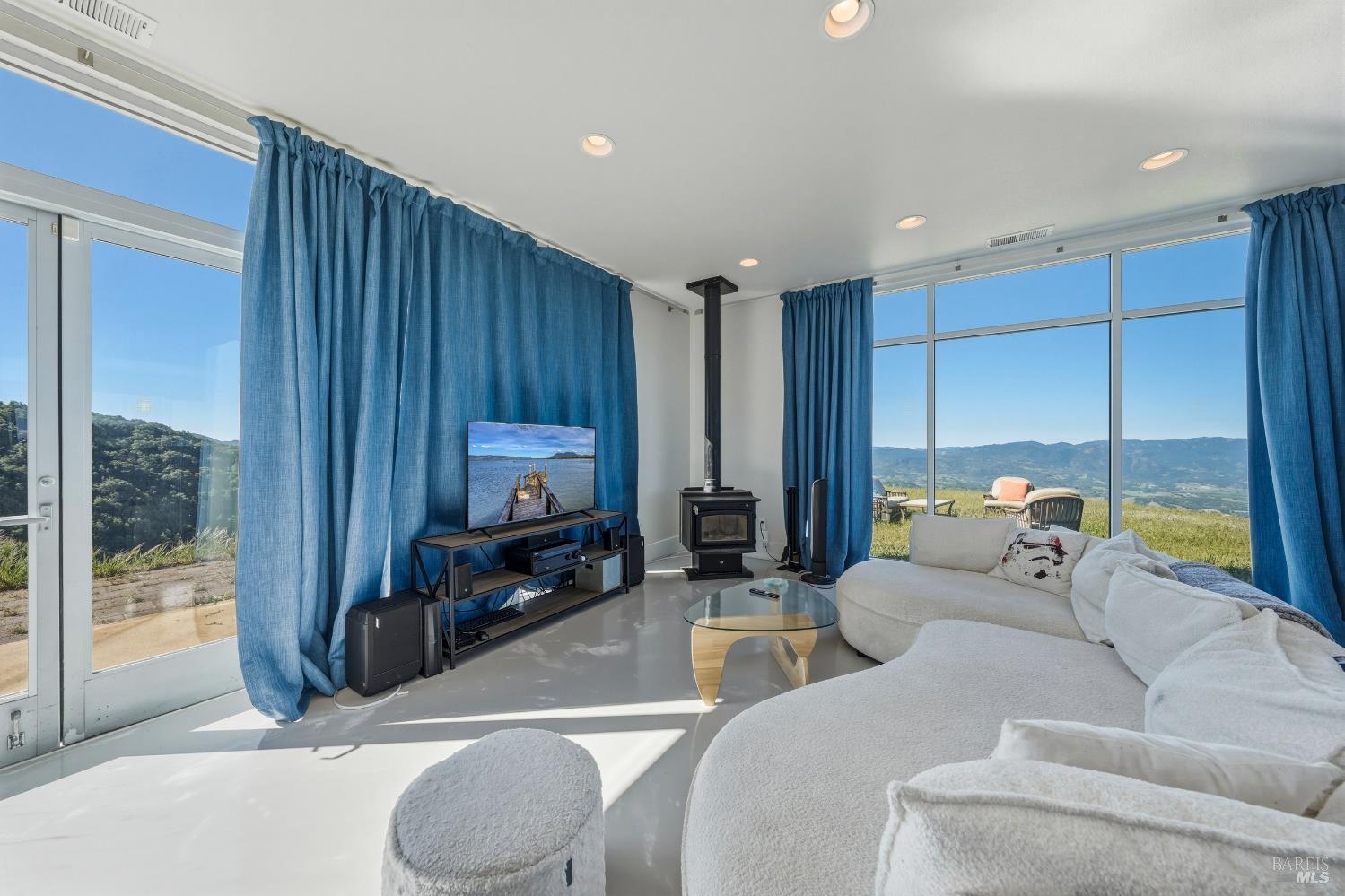 8435 W Highway 175 Highway Hopland CA 95449