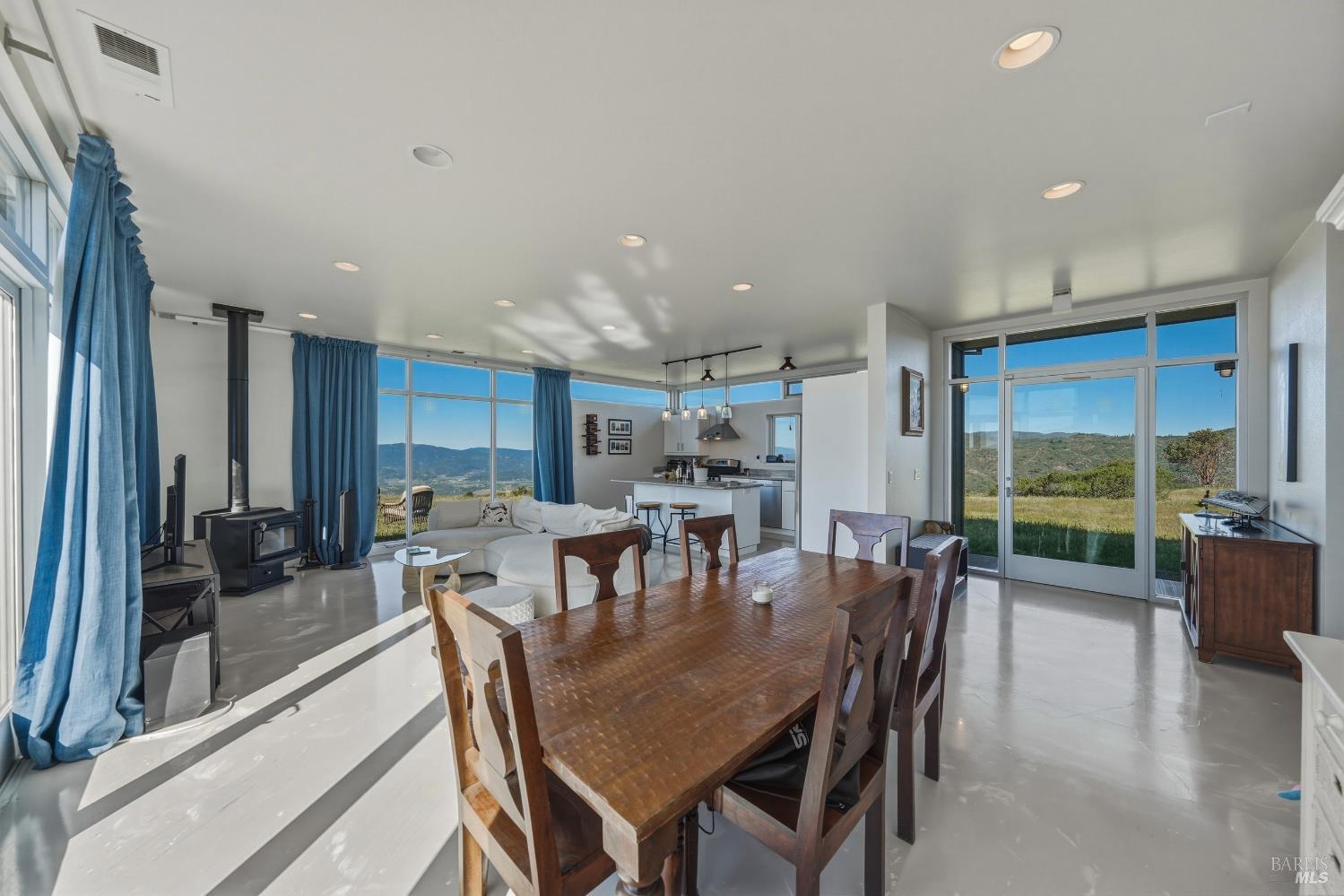8435 W Highway 175 Highway Hopland CA 95449