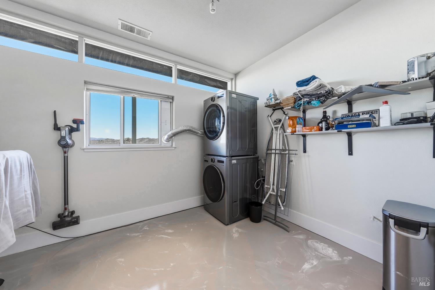 8435 W Highway 175 Highway Hopland CA 95449