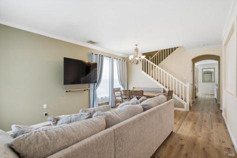 4957 Yeager Drive Santa Rosa CA 95407