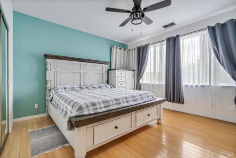 4957 Yeager Drive Santa Rosa CA 95407