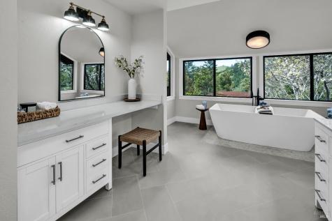 40 Los Pinos Nicasio CA 94946