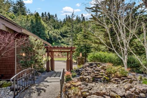 40 Los Pinos Nicasio CA 94946