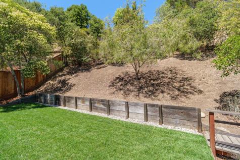 87 Twelveoak Hill Drive San Rafael CA 94903