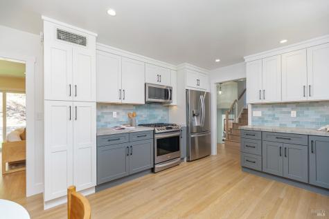 87 Twelveoak Hill Drive San Rafael CA 94903