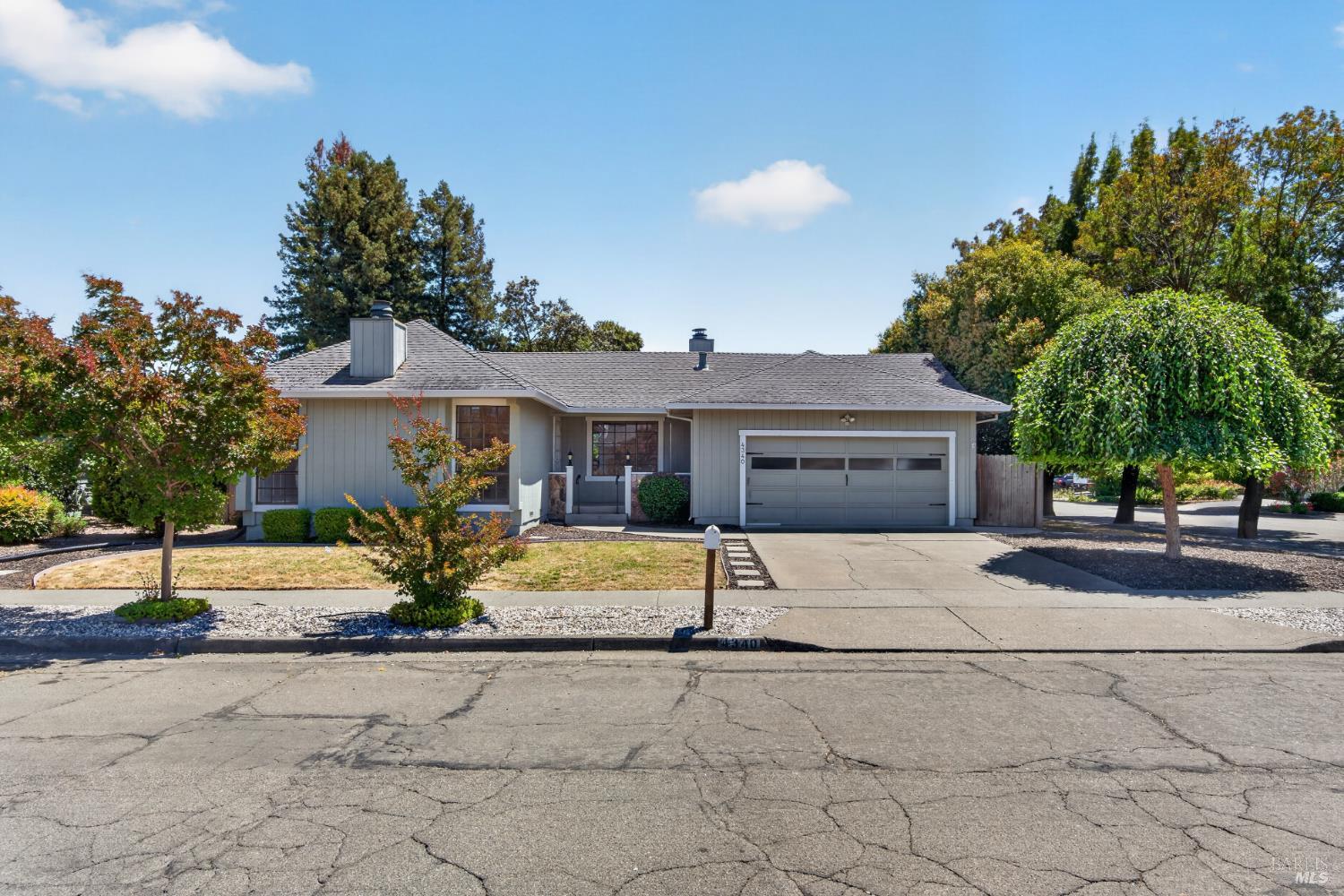 4340 Cox Drive Santa Rosa CA 95409