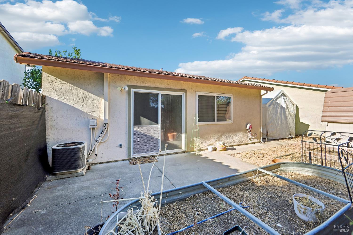 2842 Montclair Way Fairfield CA 94534
