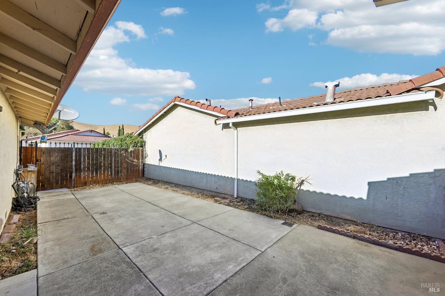 2842 Montclair Way Fairfield CA 94534