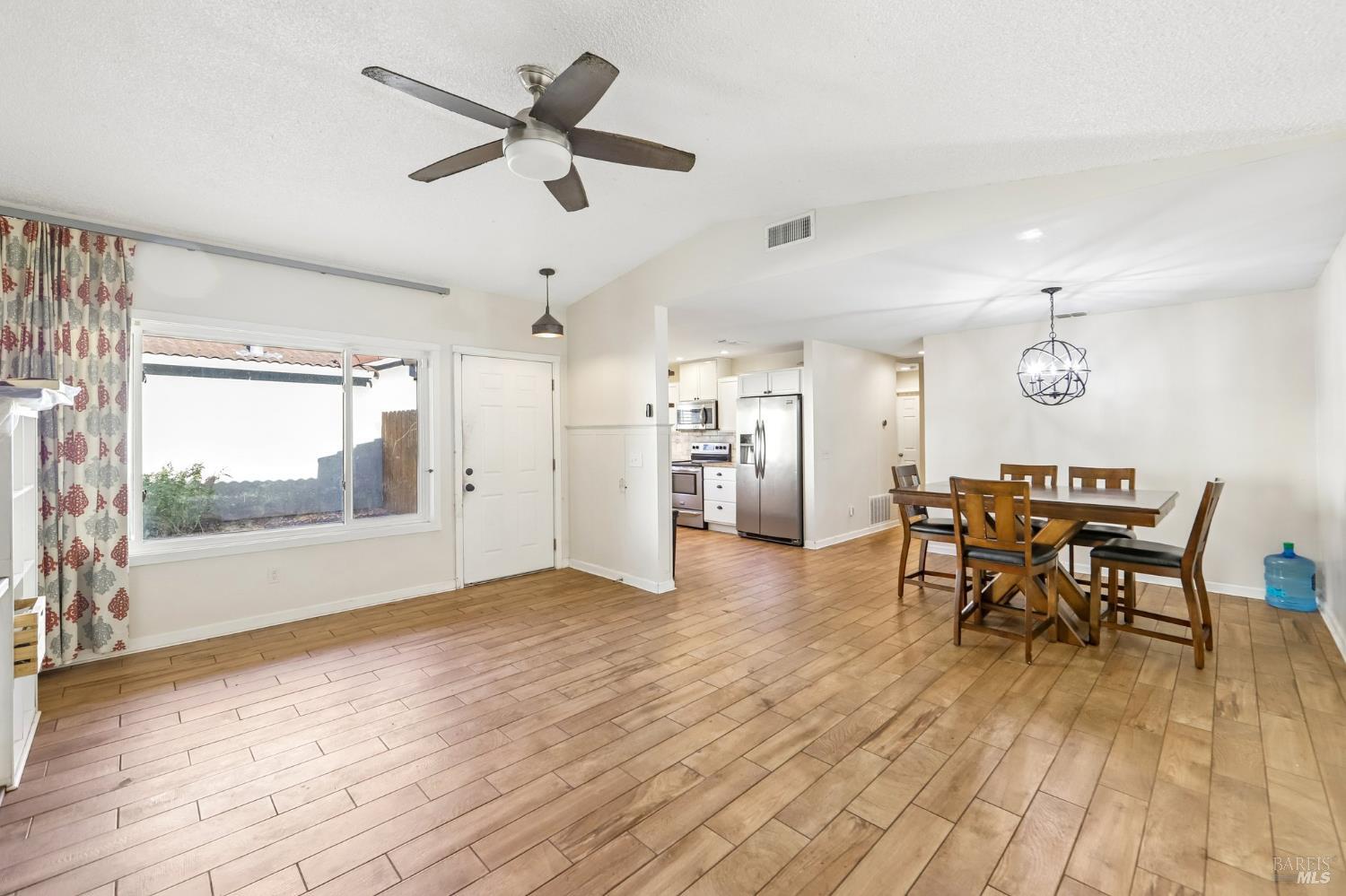 2842 Montclair Way Fairfield CA 94534