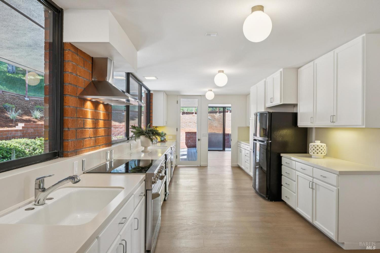 30 Chateau Place San Rafael CA 94901